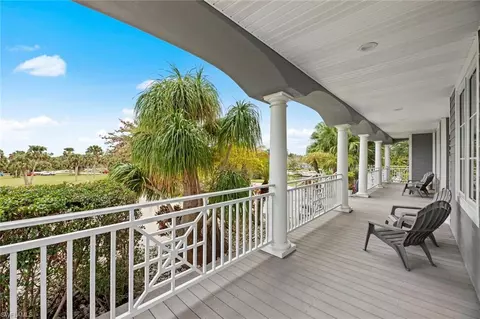Exterior - 1202 Seminole Cir, Moore Haven, FL 33471 photo 2 of 12