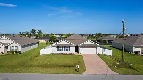 322 SW 25th Pl, Cape Coral, FL 33991