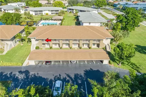 131 Cypress Way E #H, Naples, FL 34110