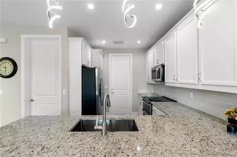 Kitchen - 7486 Rockefeller Dr, Naples, FL 34119 photo 2 of 4