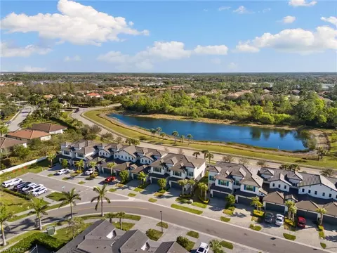 View/Area - 7486 Rockefeller Dr, Naples, FL 34119 photo 4 of 6