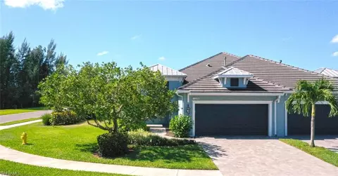 2206 Marquesa Cir, Naples, FL 34112 photo 25
