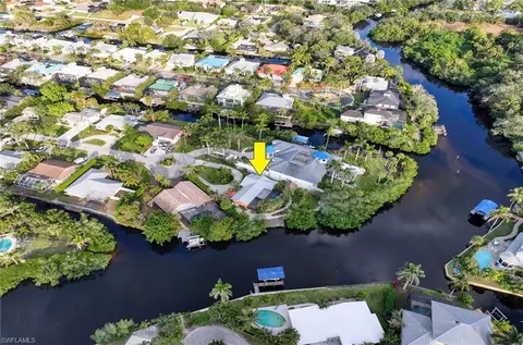 27285 Belle Rio Dr, Bonita Springs, FL 34135