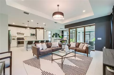 1950 Tripletail Ln, Naples, FL 34114