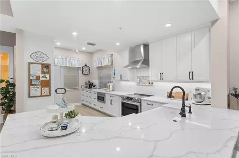 790 W Elkcam Cir #103, Marco Island, FL 34145
