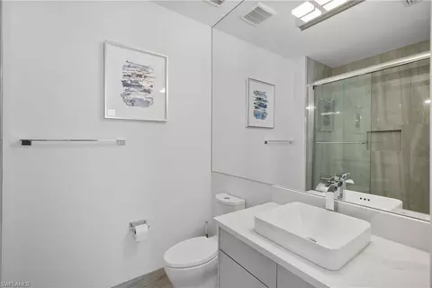 Bath - 4448 Aurora St, Naples, FL 34119 photo 7 of 7