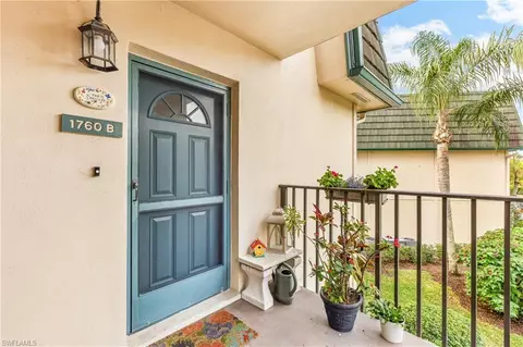1760 Bald Eagle Dr #506B, Naples, FL 34105