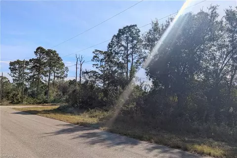1122 Cove St E, Lehigh Acres, FL 33974 photo 3