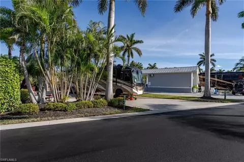 13606 Snapper Ln, Naples, FL 34114 photo 31