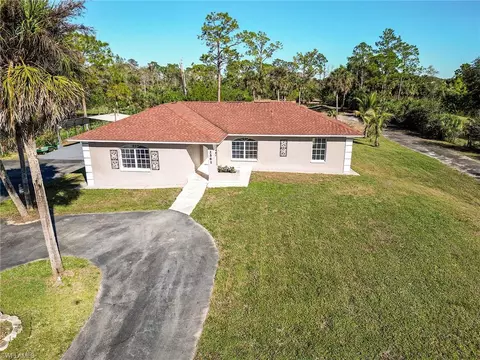 2561 6th Ave SE, Naples, FL 34117