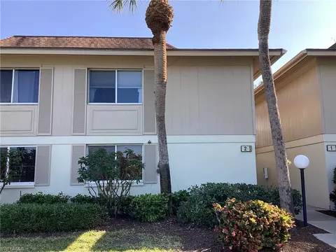 2 Bob O Link Ct #2B, Naples, FL 34105