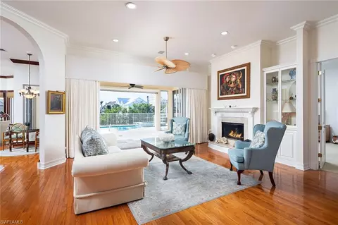 140 Heron Ave, Naples, FL 34108 photo 5