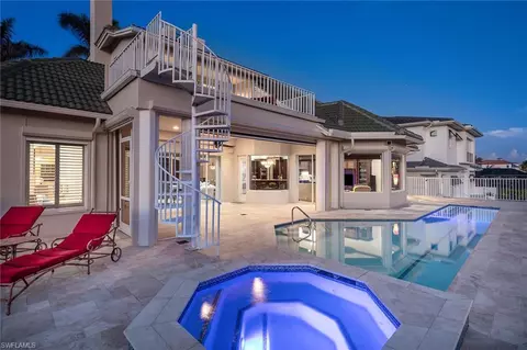 140 Heron Ave, Naples, FL 34108 photo 4