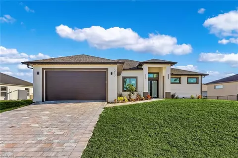 217 NW 29th Pl, Cape Coral, FL 33993
