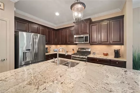 10039 Montevina Dr, Estero, FL 33928 photo 12