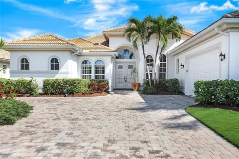 15948 Paseo Ln, Naples, FL 34110