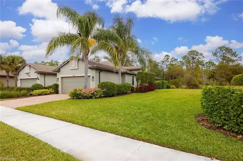 7199 Live Oak Dr, Naples, FL 34114