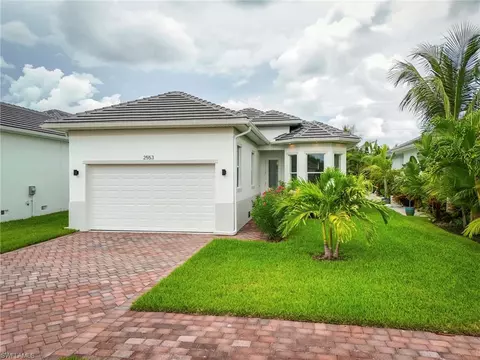 2553 Linda Dr, Naples, FL 34112