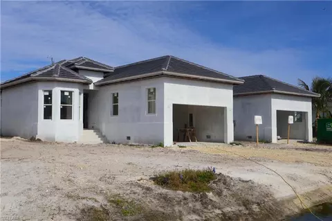 2516 Linda Dr, Naples, FL 34112