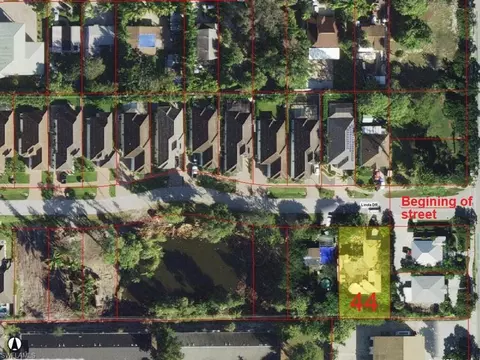 2860 Linda Dr, Naples, FL 34112