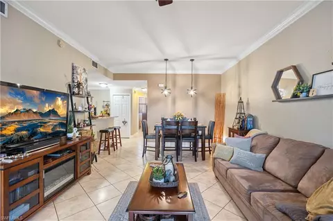 4101 Bellasol Cir #1211, Fort Myers, FL 33916