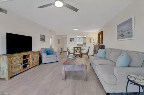 5515 Rattlesnake Hammock Rd #209, Naples, FL 34113