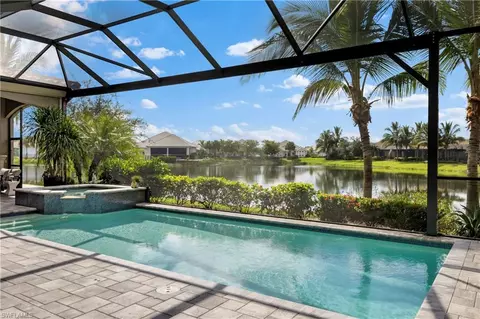 3202 Quilcene Ln, Naples, FL 34114 photo 4