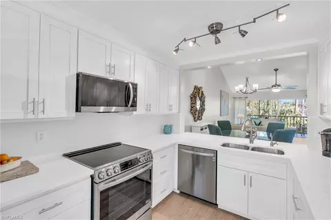 800 Augusta Blvd #B202, Naples, FL 34113 photo 2