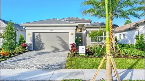 11235 Sunflower Ln, Naples, FL 34120