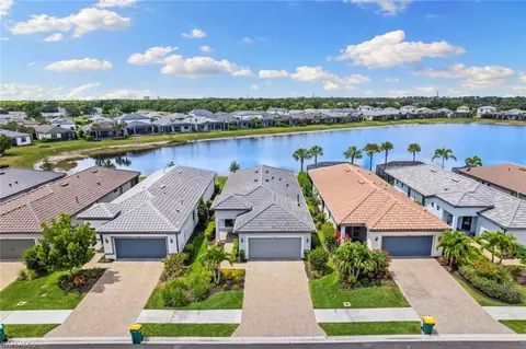 2227 Yellowfin Cir, Naples, FL 34114