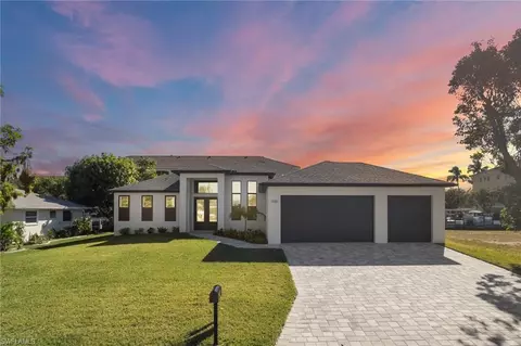 1910 Ottersrest Ln, Cape Coral, FL 33990