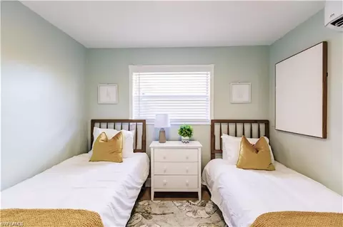 1045 Granada Blvd, Naples, FL 34103 photo 17