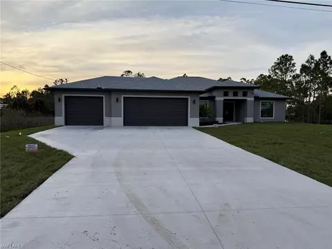 819 8th Ave, Lehigh Acres, FL 33972