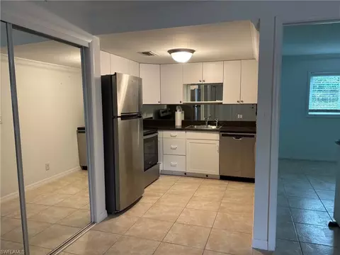 Kitchen - 975 9th Ave S #5, Naples, FL 34102 photo 2 of 2