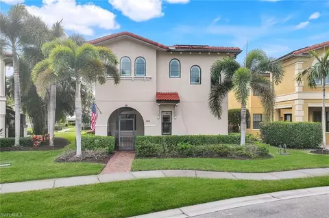 1284 Kendari Ter, Naples, FL 34113