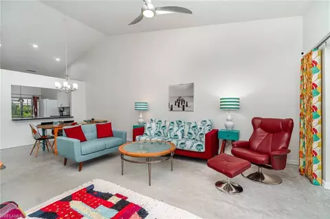 2876 W Crown Pointe Blvd #9-2, Naples, FL 34112