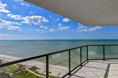 4901 Gulf Shore Blvd N #2104, Naples, FL 34103