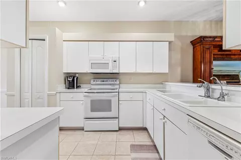 9749 Willow Way, Estero, FL 33928 photo 7
