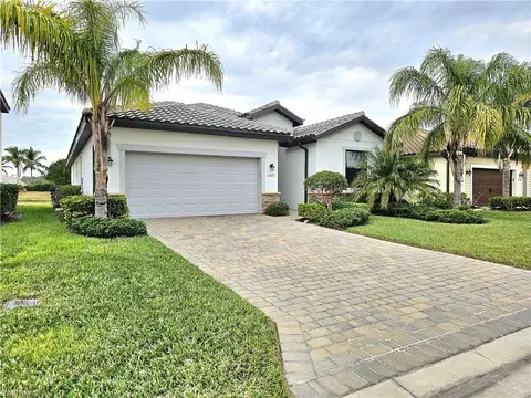 11572 Shady Blossom Dr, Fort Myers, FL 33913