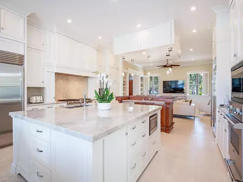 2325 Lantern Ln, Naples, FL 34102 photo 8