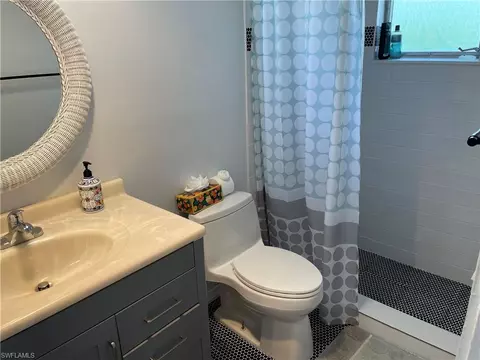 Bath - 6 Hackney Ln #A26, Naples, FL 34112 photo 1 of 2