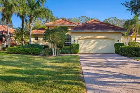 6937 Bent Grass Dr, Naples, FL 34113