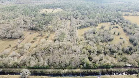 28420 Mullet Rd, Labelle, FL 33935 photo 2