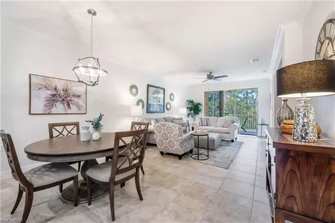 4843 Hampshire Ct #102, Naples, FL 34112