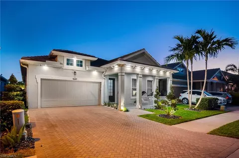3649 Pilot Cir, Naples, FL 34120