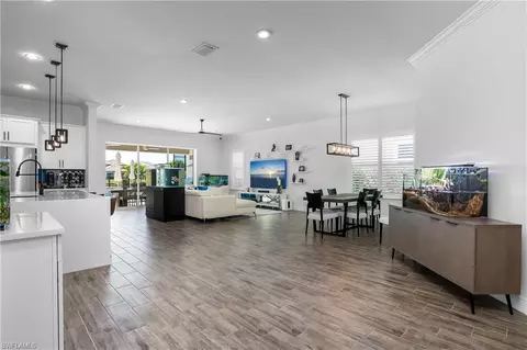3649 Pilot Cir, Naples, FL 34120 photo 4