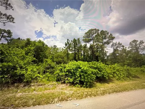 1602 E 6th St, Lehigh Acres, FL 33972