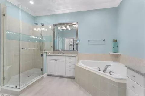 Bath - 7832 Clemson St #202, Naples, FL 34104 photo 1 of 3