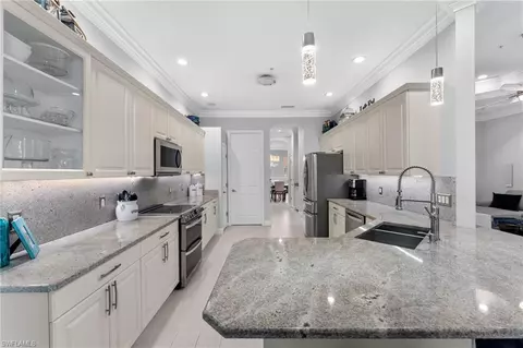 Kitchen - 7832 Clemson St #202, Naples, FL 34104 photo 5 of 7