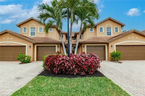 6685 Alden Woods Cir #202, Naples, FL 34113